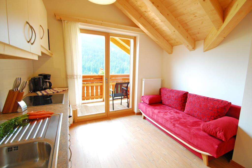 Oberkantiolhof Funes  Room photo